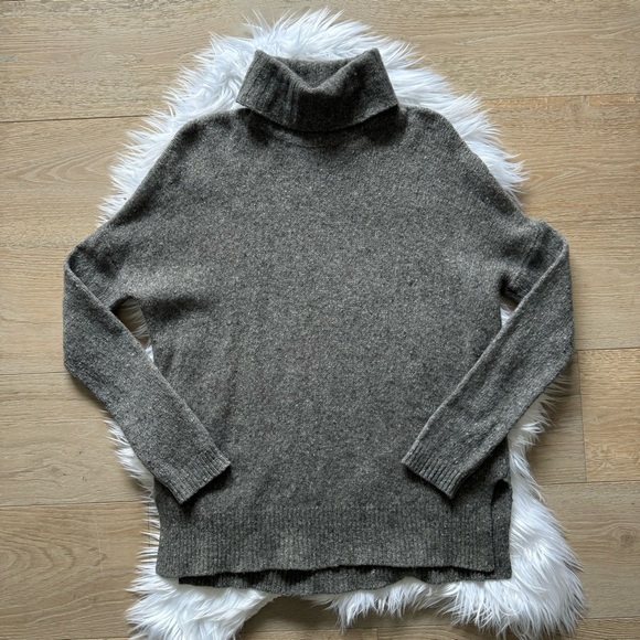 Vince Wool Turtleneck
